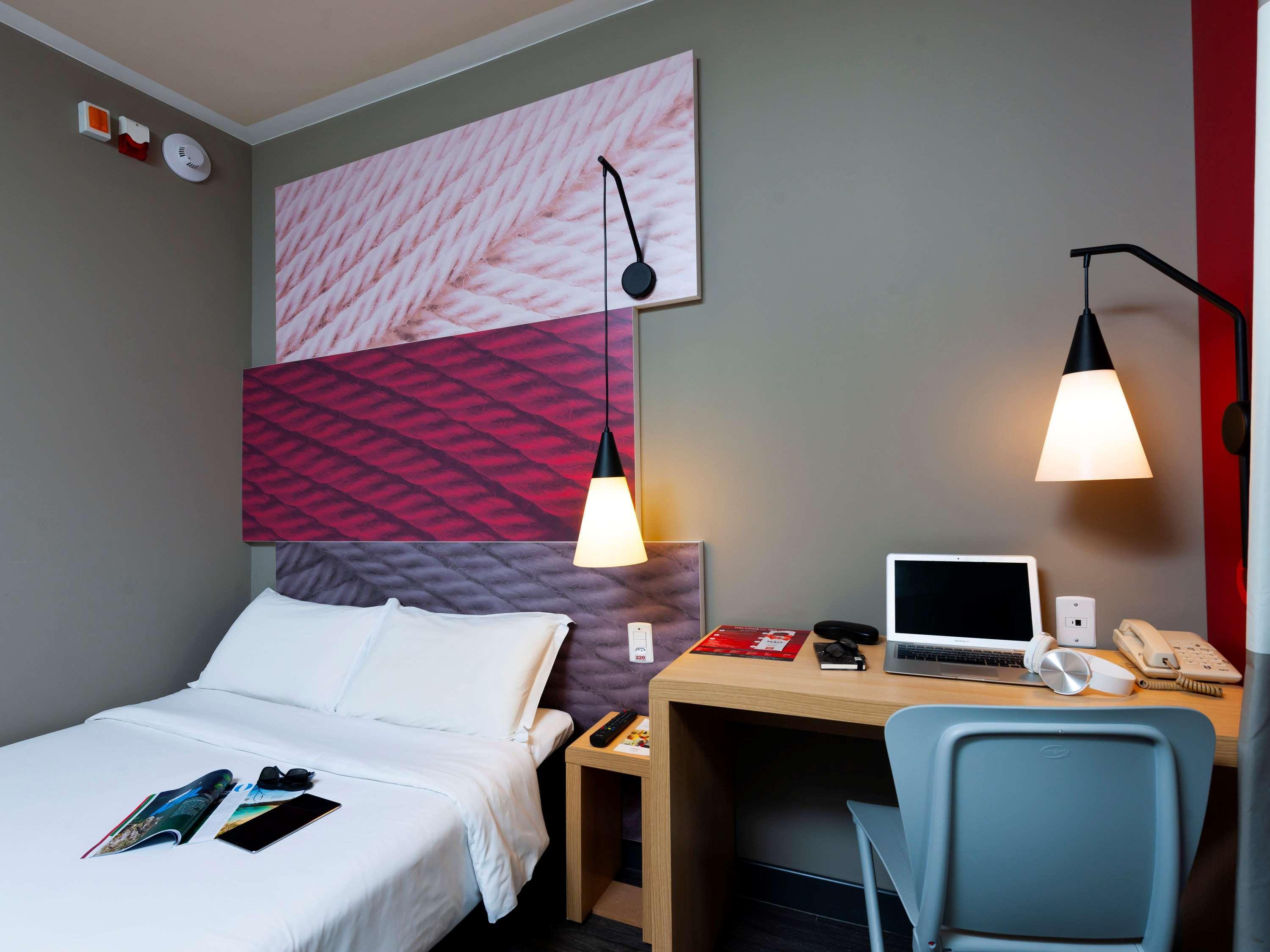 Ibis Hotel 3*