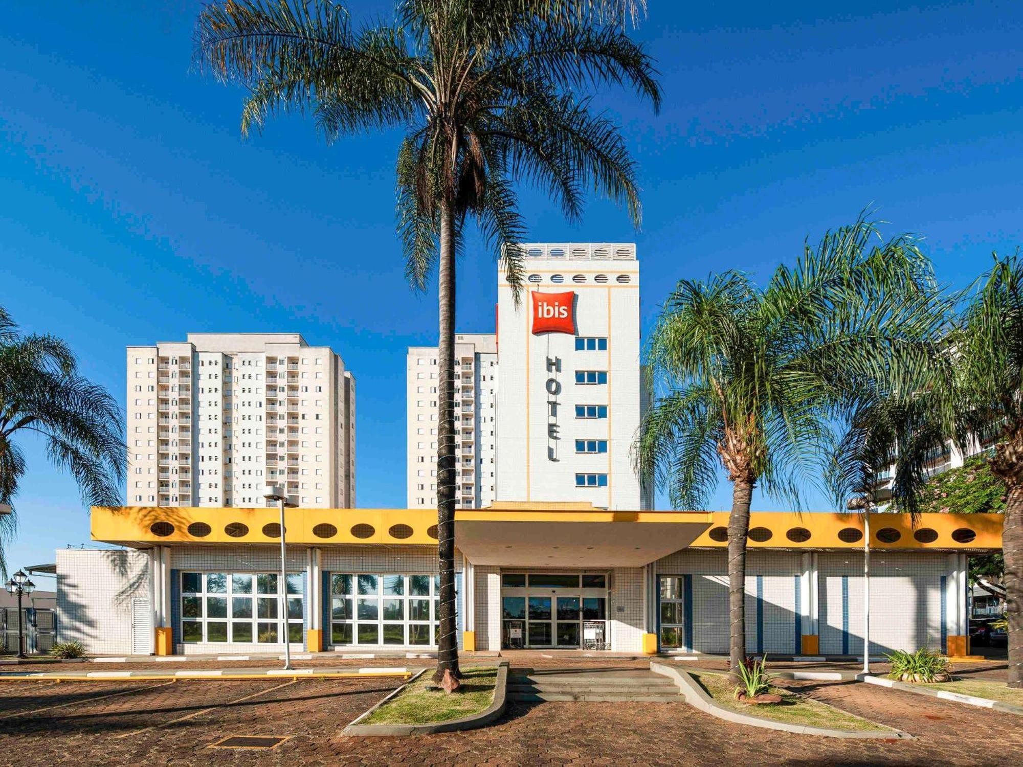 Ibis 3*