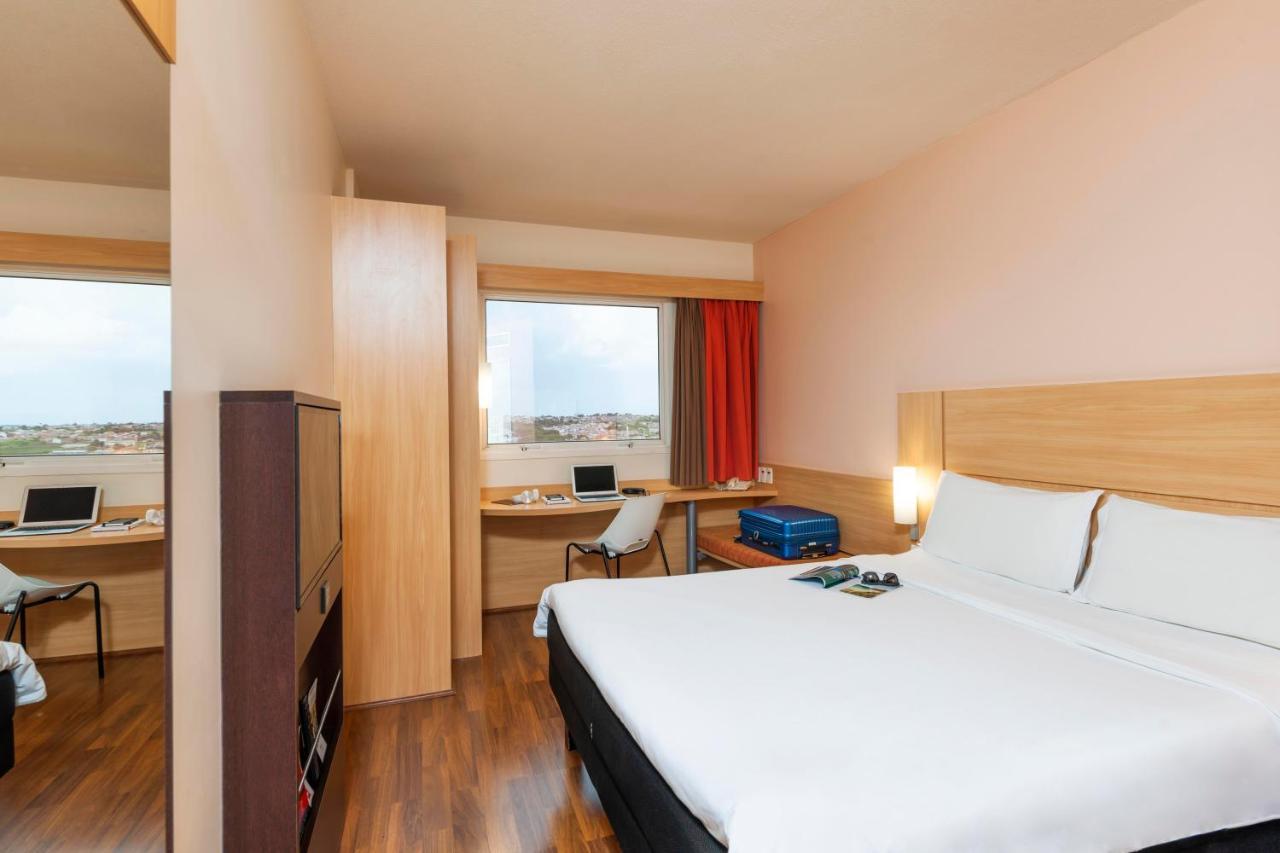 Ibis Hotel Sao Carlos (Sao Paulo)